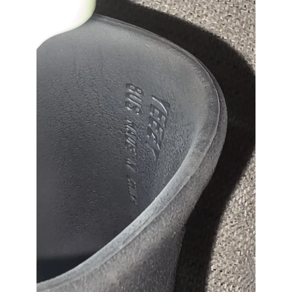 adidas Yeezy Slide Black Comfort Slide Sandal Men's US8 UK8 EU42 HQ6448